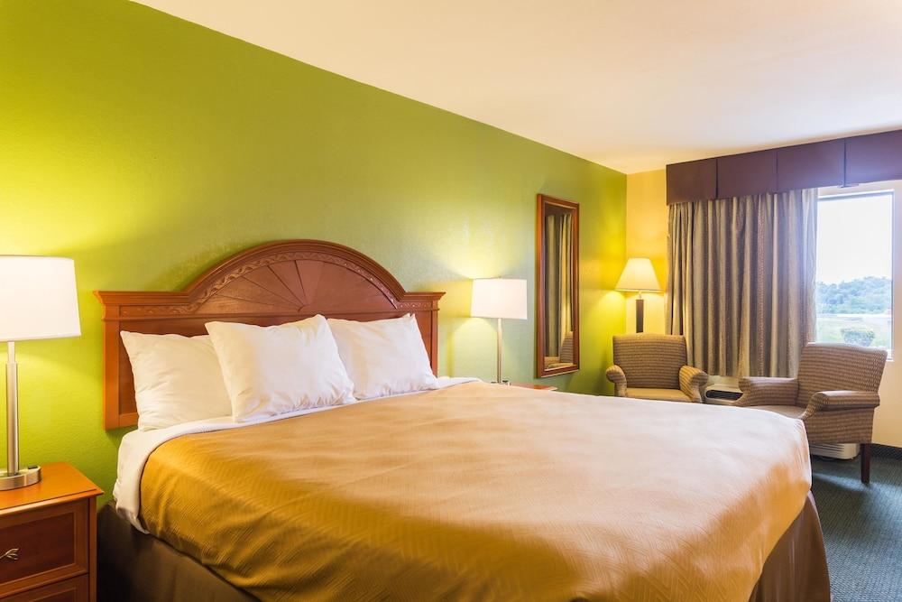 Econo Lodge White Pine Morristown I-81 & I-40 Split Экстерьер фото