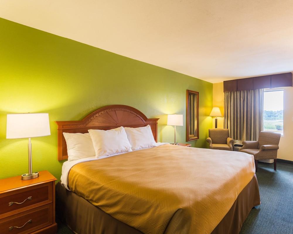 Econo Lodge White Pine Morristown I-81 & I-40 Split Экстерьер фото