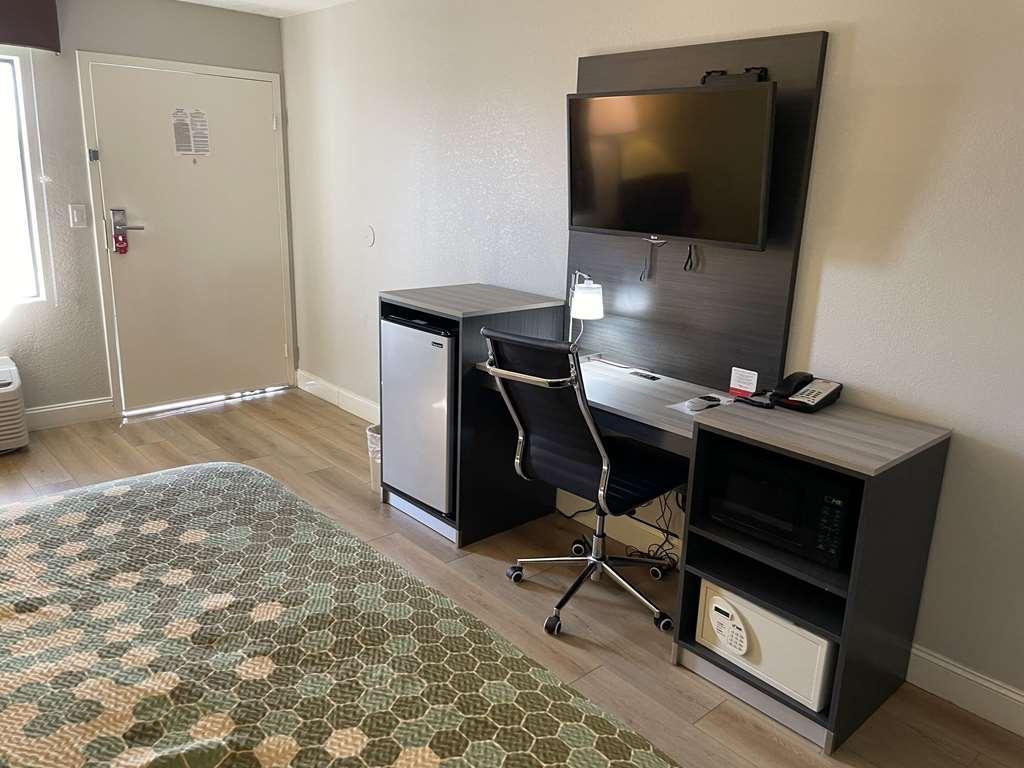 Econo Lodge White Pine Morristown I-81 & I-40 Split Номер фото